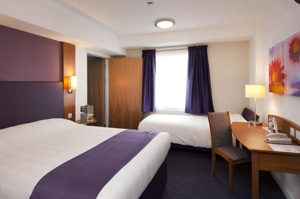 Premier Inn Newcastle City Centre Millennium Bridge Bilik gambar